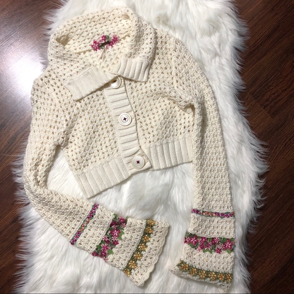 🌻SOLD🌻 Free People cropped crochet floral cardi - Picture 3 of 8